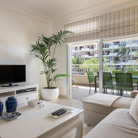 Apartamento Marina Арона Екстер'єр фото