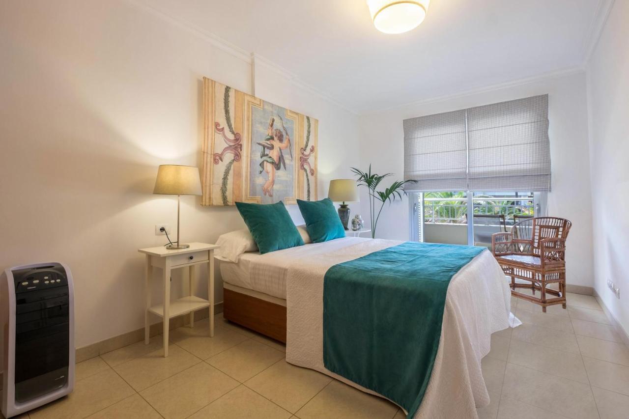 Apartamento Marina Арона Екстер'єр фото