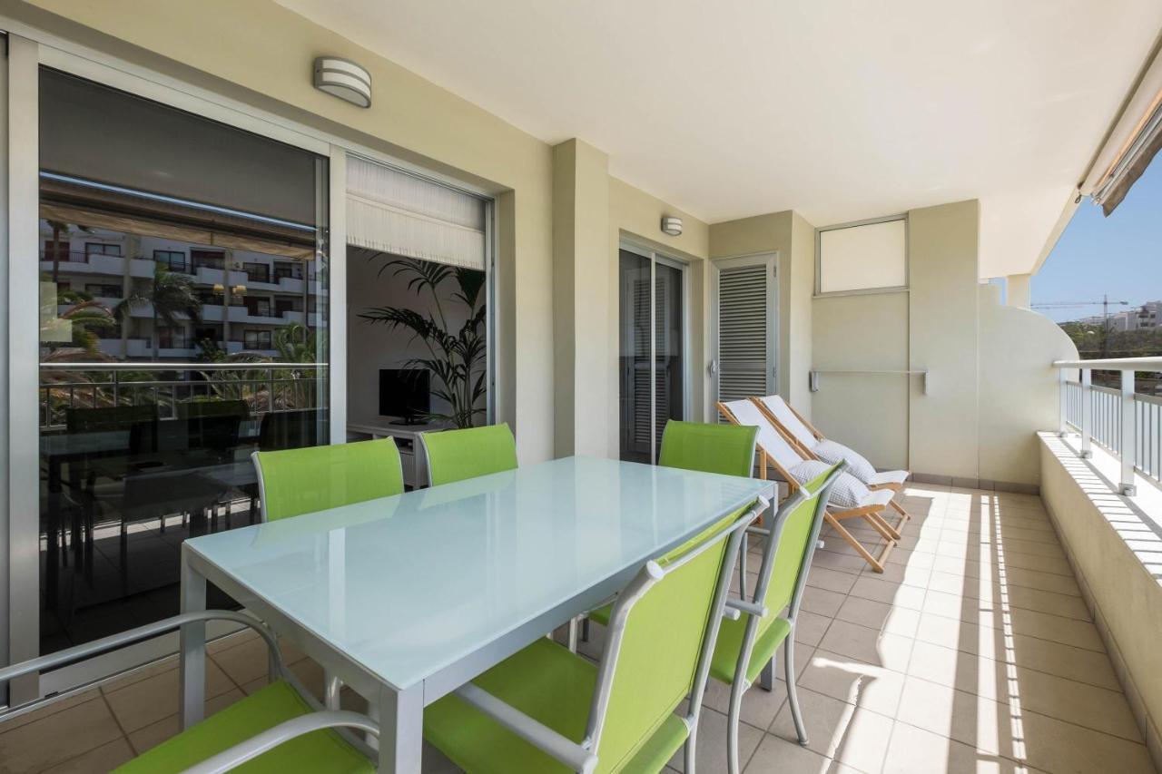 Apartamento Marina Арона Екстер'єр фото