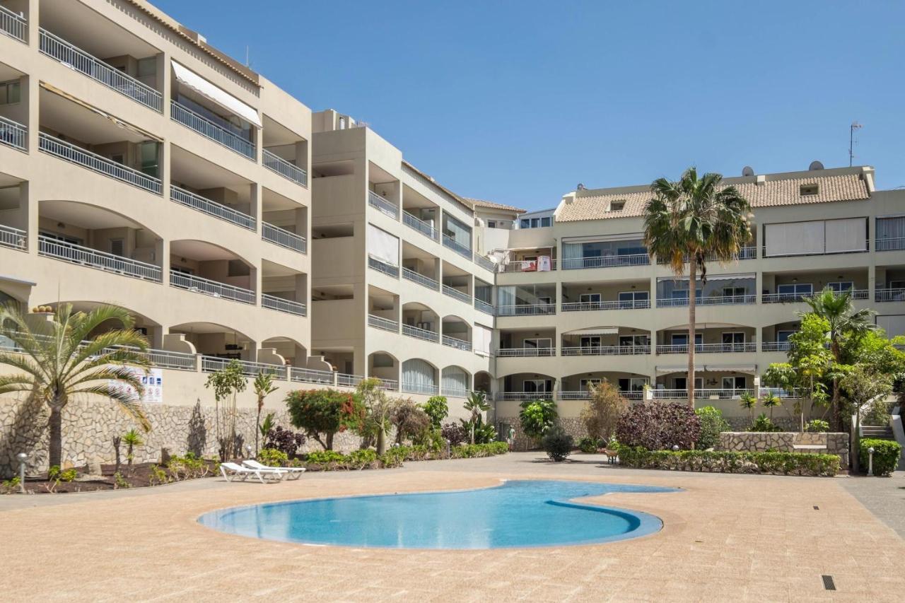 Apartamento Marina Арона Екстер'єр фото